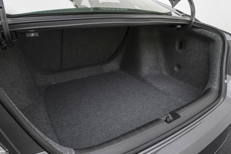 2018-honda-accord-touring-trunk_o