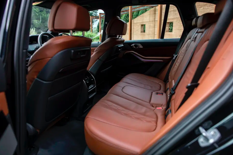 BMW-X5-BACK-SEAT