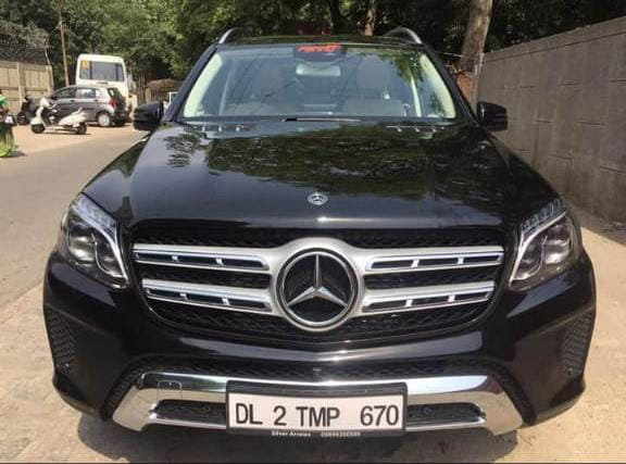 Mercedes Benz GLS 350D-1