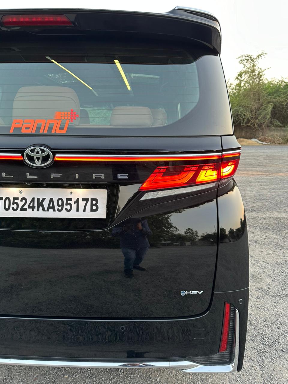 hire-vellfire-on-rent